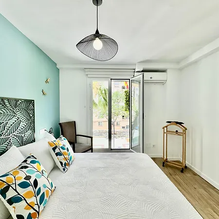 Cascada Magnificent Recently Refurbished In Center - Eaw Homes
